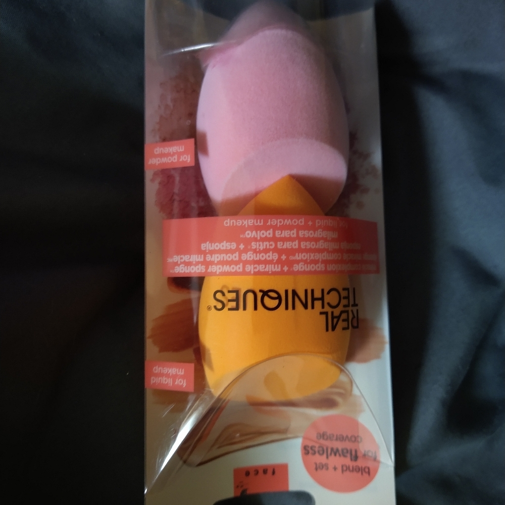Real Techniques Blending Sponge Duo NIP
